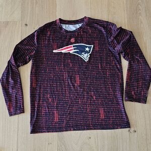 Women's New England Patriots Long Sleeve Shirt, Size Small